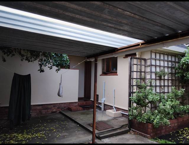 200M² OFFICE FOR SALE IN MUIZENBERG